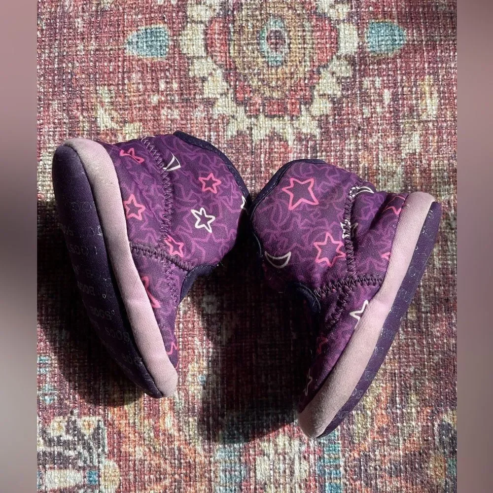 Baby Bogs soft fur lined Purple bog boots with Star Pattern size infant 6